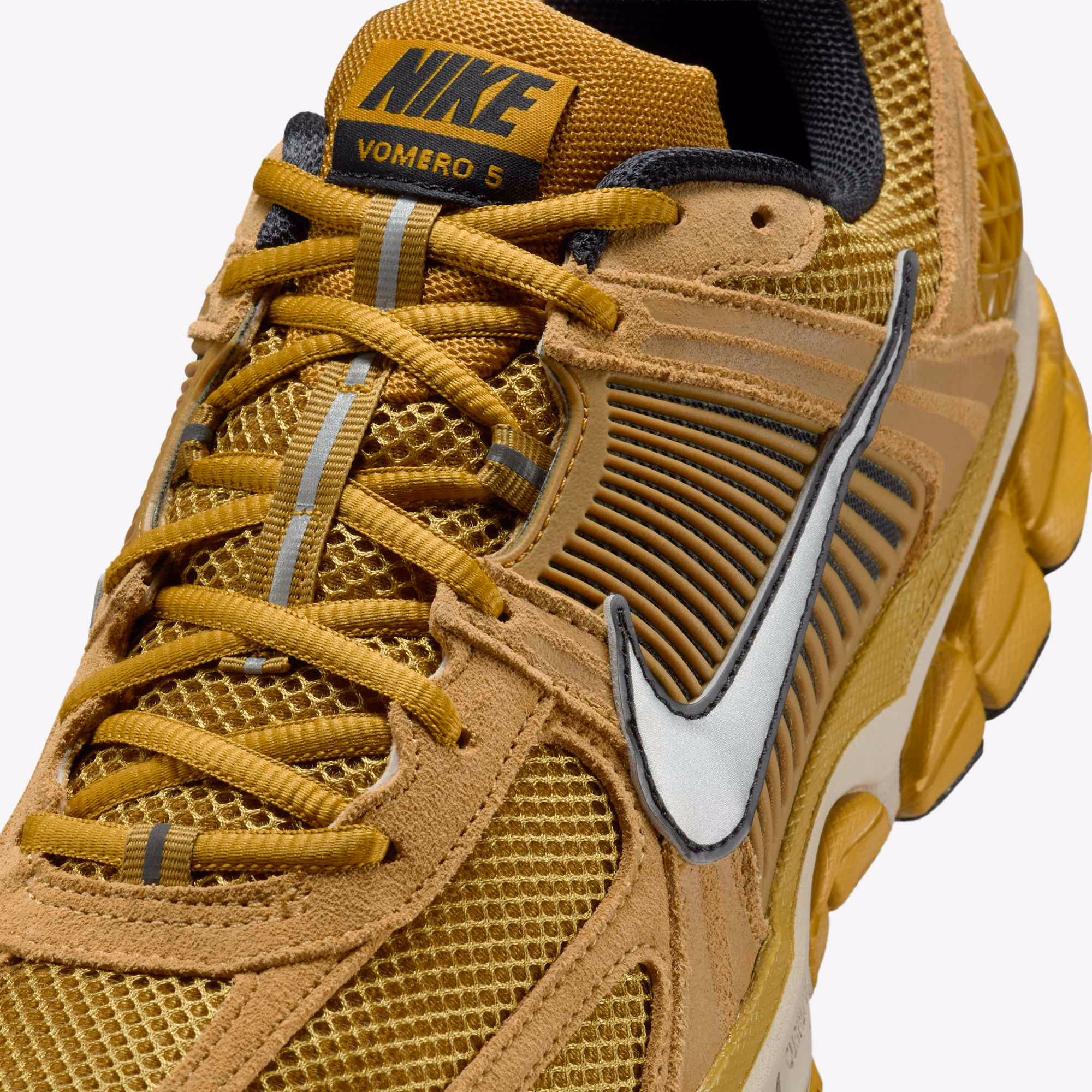 Кросівки чоловічі Nike Zoom Vomero 5 HF1553-301 — фото 4