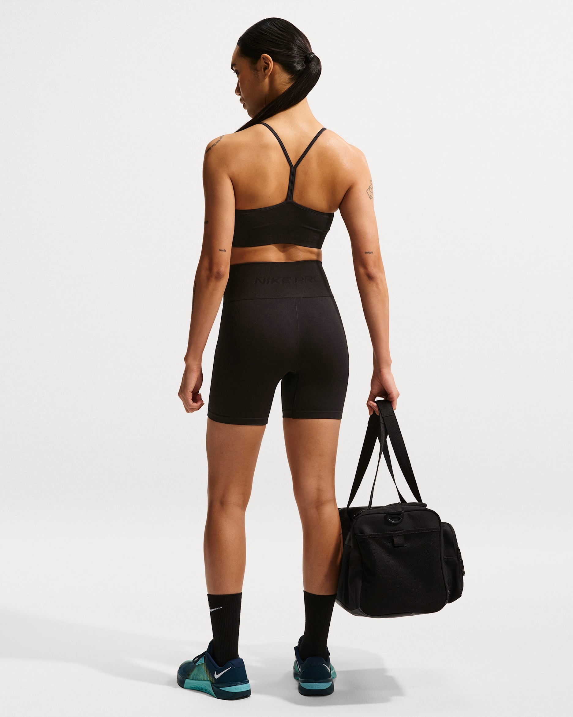Шорти жіночі Nike Pro Seamless Black IF1210-010 — фото 2