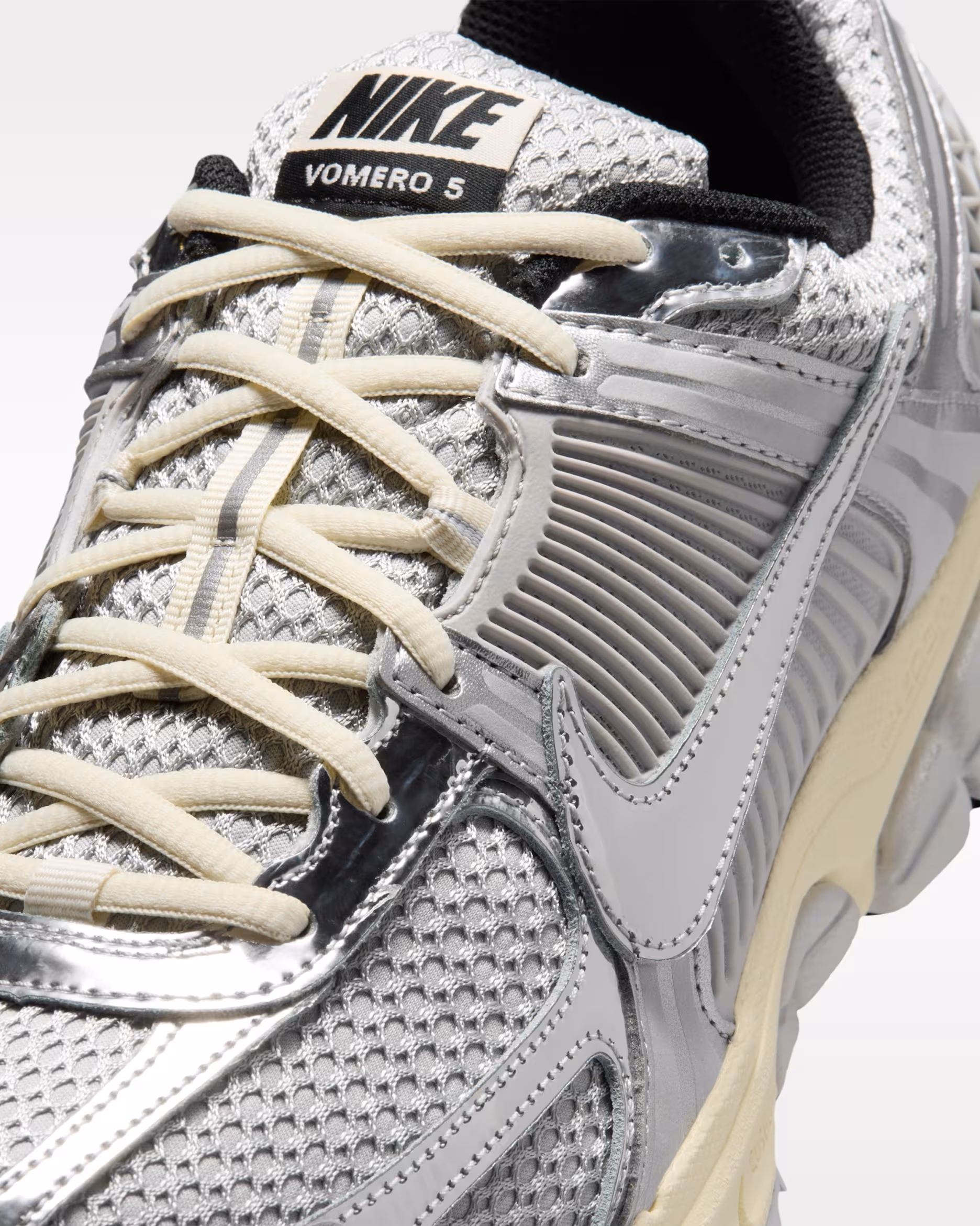 Кросівки чоловічі Nike Zoom Vomero 5 "Grey Fog/Metallic Silver/Coconut Milk" IM3486-002 — фото 5