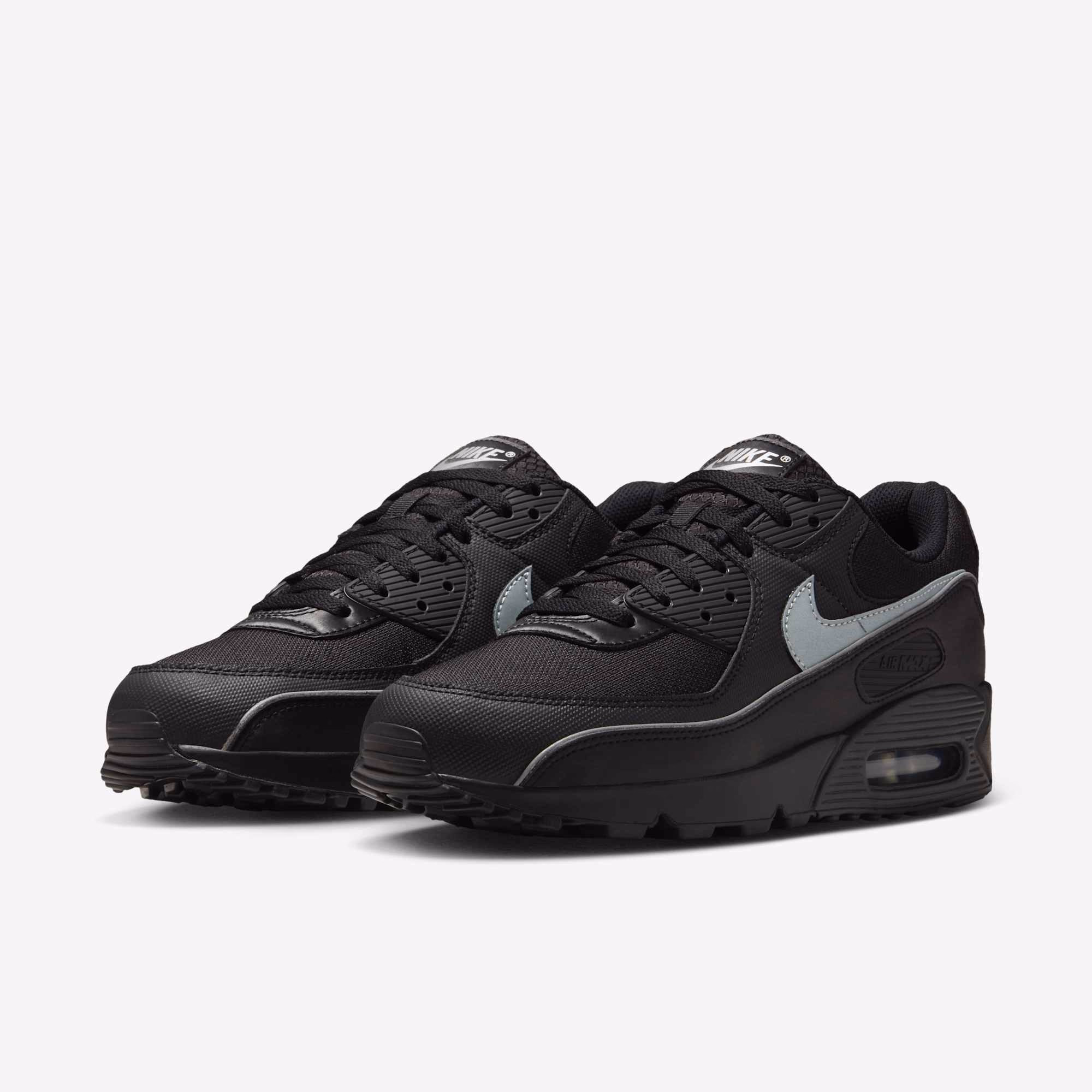 Кросівки чоловічі Nike Air Max 90 Premium Black HV4517-002 — фото 2