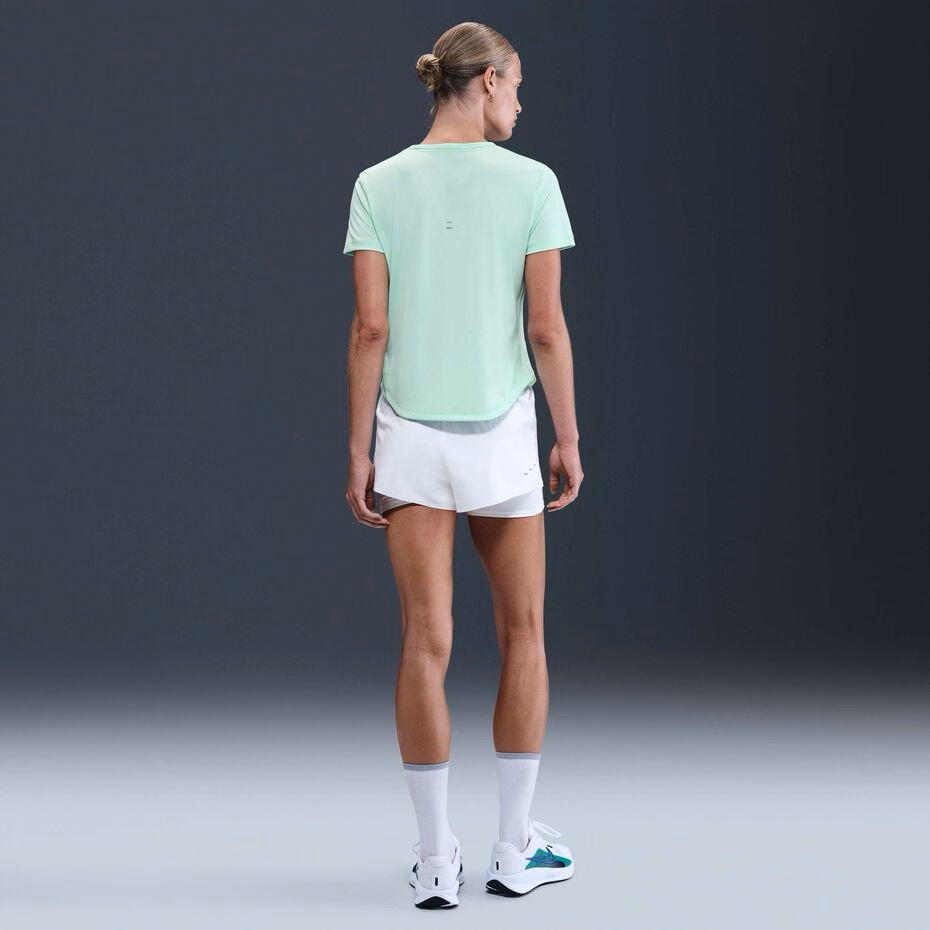 Футболка жіноча Nike Tempo Swoosh Women's Running T-Shirt HV2772-353 — фото 4