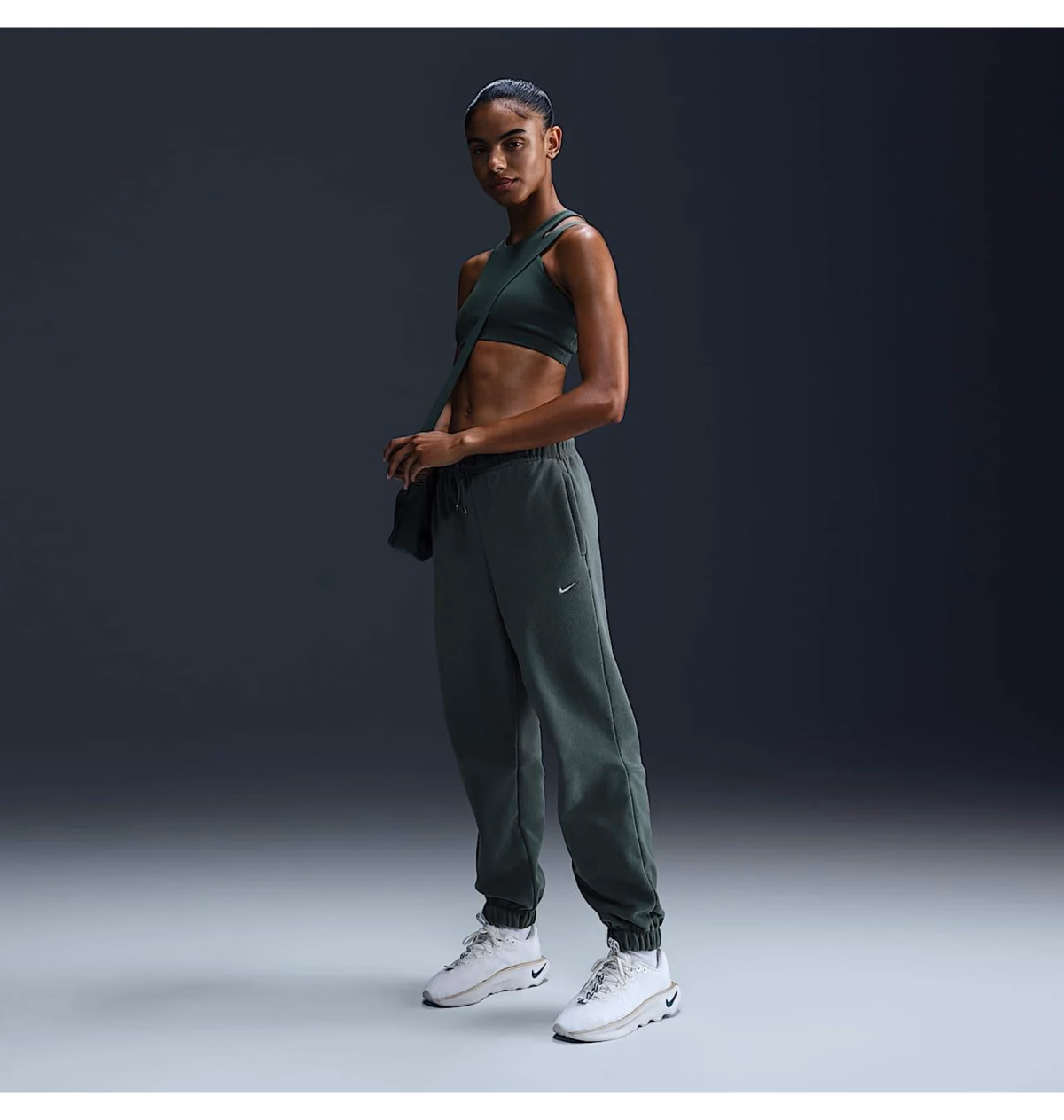 Штани жіночі Nike Therma-Fit Olive FB5578-338