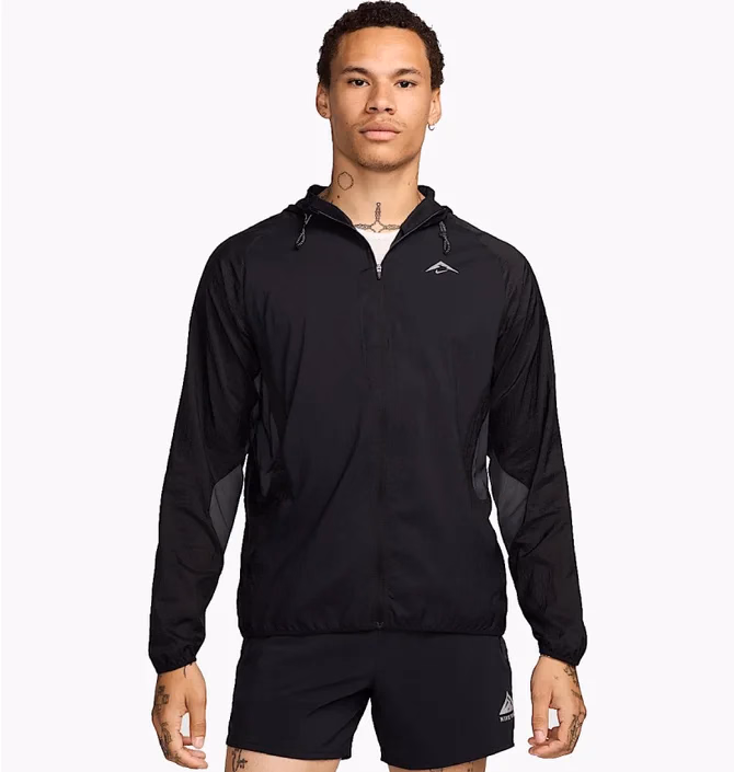  Толстовка чоловіча Nike Trail Aireez Black FN4002-010