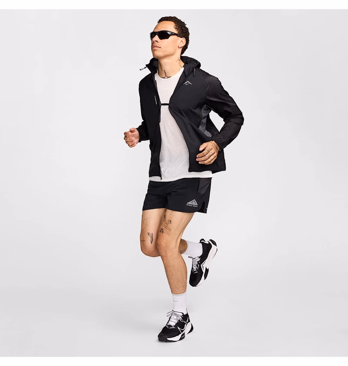 Толстовка чоловіча Nike Trail Aireez Black FN4002-010 — фото 2