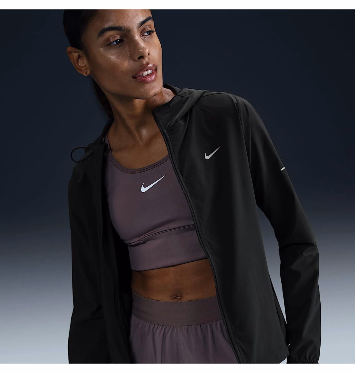 Вітровка жіноча Nike Swift Black HQ0650-010 — фото 3