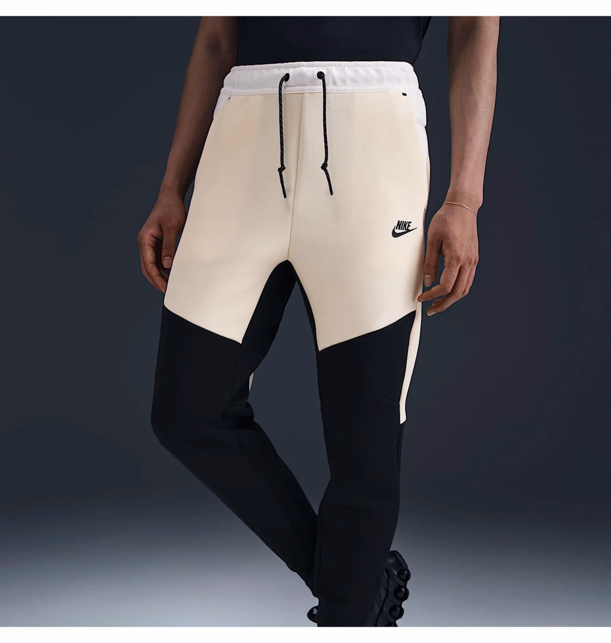 Штани чоловічі Nike Sportswear Tech Fleece HV0959-114 — фото 3
