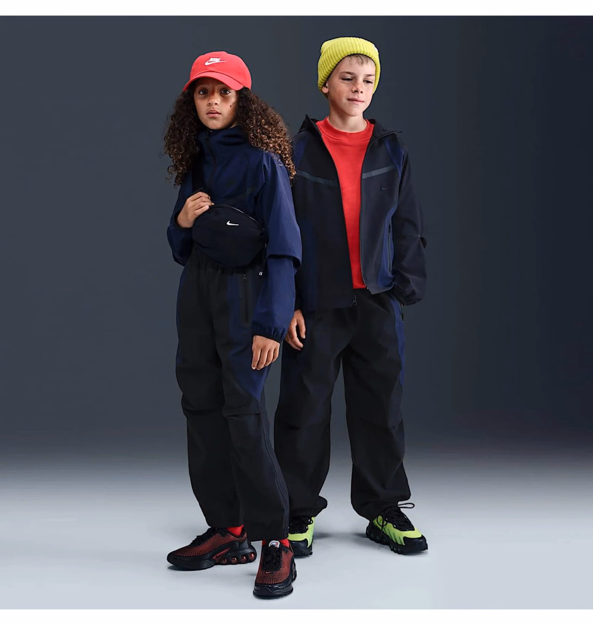 Штани дитячі Nike Tech Older Kids' (Boys') Woven Trousers II3626-010 — фото 2